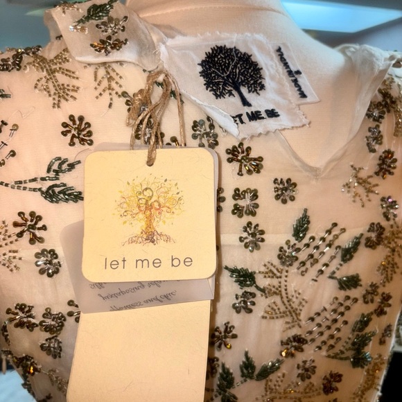 NEW Gorgeous Hand Beaded Ivory Floral Dress – Size S– Retail $180 - Picture 2 of 10